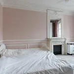 Bright And Spacious 3bdr Near Eiffel Tower