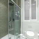Bright And Spacious 3bdr Near Eiffel Tower