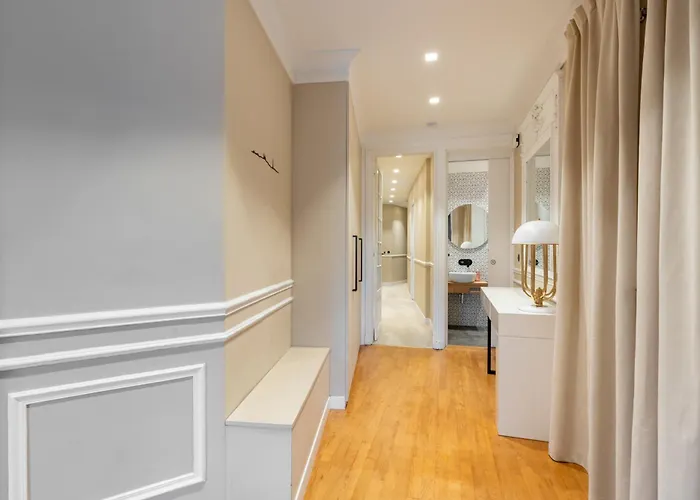 Bright And Spacious 3bdr Near Eiffel Tower Parijs