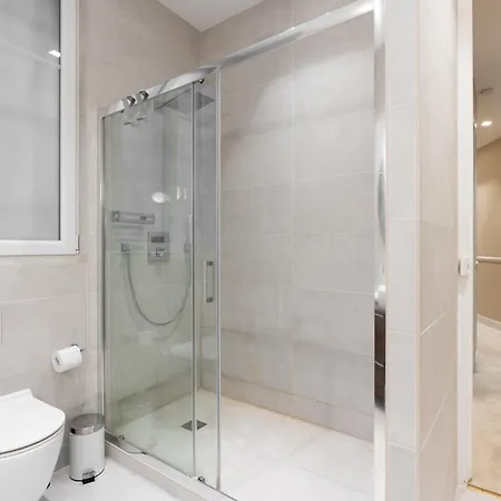 Bright And Spacious 3bdr Near Eiffel Tower 公寓 巴黎